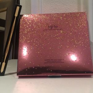 NWT Tarte Magnetic Palette & Tartiest Pro tool set
